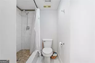 795 Hammond Dr, Atlanta, GA 30328 - Photo 11