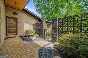2700 Hawaii Ct, Decatur, GA 30033 - Photo 1