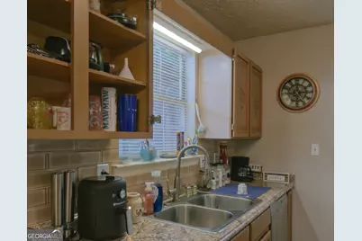 107 Honeysuckle Lane, Stockbridge, GA 30281 - Photo 5