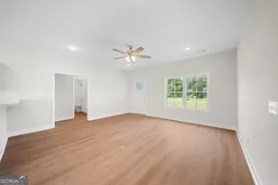 140 Landmark Cir, Statesboro, GA 30458 - Photo 7
