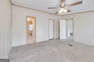437 Burkhalter Cir, Claxton, GA 30417 - Photo 13
