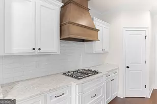 136 Pridgen Pass, Perry, GA 31069 - Photo 27