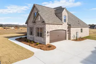 136 Pridgen Pass, Perry, GA 31069 - Photo 5