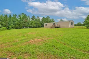 330 Edgewater Ln, Hartwell, GA 30643 - Photo 5
