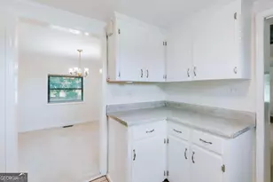 51 Brandon Cir, Winterville, GA 30683 - Photo 13