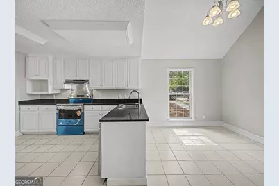 1621 Moore Street, Adel, GA 31620 - Photo 9
