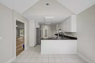 1621 Moore St, Adel, GA 31620 - Photo 11