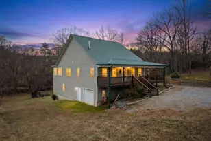 2636 Misty Creek Ln, Young Harris, GA 30582 - Photo 3
