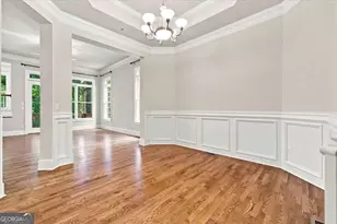 1017 Emory Parc Pl, Decatur, GA 30033 - Photo 9