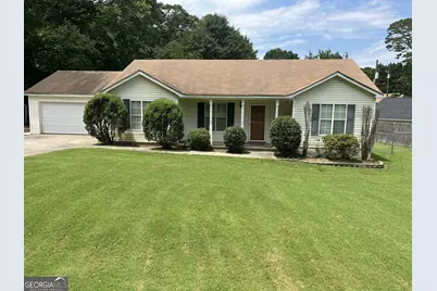 300 W Midland Avenue, Winder, GA 30680 - Photo 1