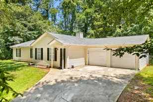 220 Splitwood Ln, Fairburn, GA 30213 - Photo 1