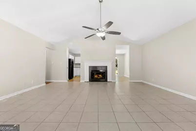 220 Splitwood Lane, Fairburn, GA 30213 - Photo 5