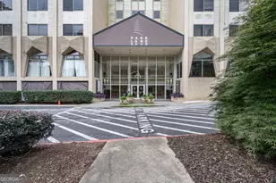2479 Peachtree Rd NE, Atlanta, GA 30305 - Photo 1