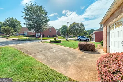140 Astilbe Meadow Drive, Locust Grove, GA 30248 - Photo 33