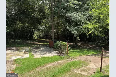 513 Lynmore Circle, Macon, GA 31206 - Photo 9
