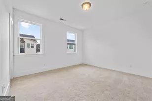 1512 Parks Edge Ln NW, Atlanta, GA 30318 - Photo 9