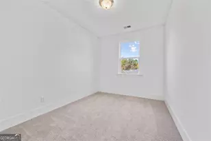 1512 Parks Edge Ln NW, Atlanta, GA 30318 - Photo 13