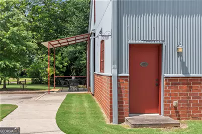 370 Park Street # 8, Madison, GA 30650 - Photo 5