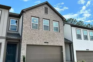 742 Vallin St, Cumming, GA 30041 - Photo 3