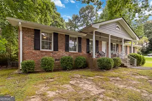 2199 Vivid Ct, Stone Mountain, GA 30087 - Photo 3
