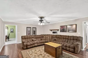 2199 Vivid Ct, Stone Mountain, GA 30087 - Photo 11