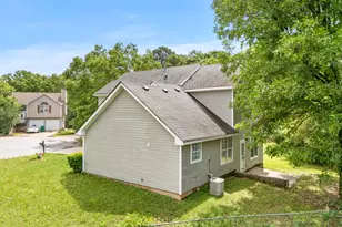 3129 Stonebridge Creek Dr, Lithonia, GA 30058 - Photo 3