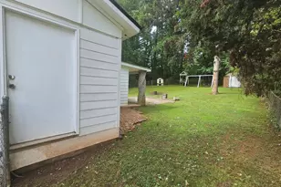 349 Roxbury Dr, Riverdale, GA 30274 - Photo 13