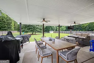 277 Silverbell Ln, Sharpsburg, GA 30277 - Photo 35