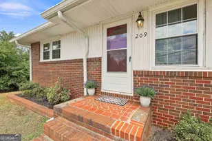 209 Lagrange St, Newnan, GA 30263 - Photo 9
