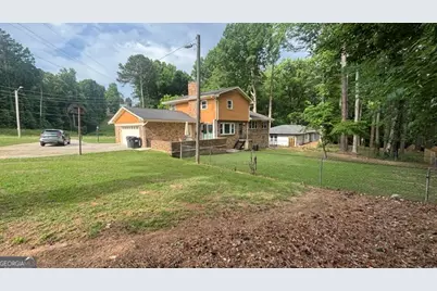 3171 Hammarskjold Drive, Atlanta, GA 30344 - Photo 3