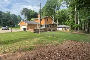 3171 Hammarskjold Dr, Atlanta, GA 30344 - Photo 3