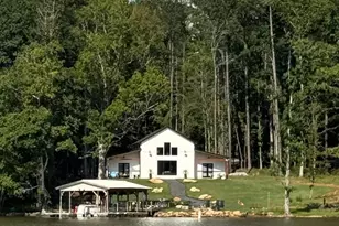 925 Bear Creek Marina Rd, Mansfield, GA 30055 - Photo 9