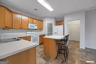 956 Pierce Ivy Ct, Lawrenceville, GA 30043 - Photo 13