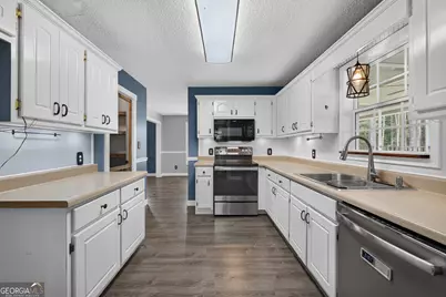 701 Ward Road, Williamson, GA 30292 - Photo 13