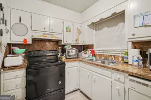 1435 Forest Villa Dr NW, Conyers, GA 30012 - Photo 5