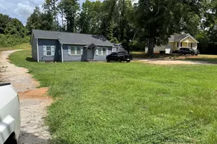 1555 W Poplar St, Griffin, GA 30224 - Photo 9