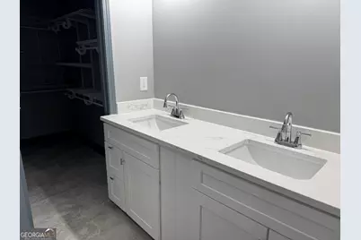 1555 W Poplar Street, Griffin, GA 30224 - Photo 5