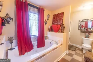 109 Laketrail Dr, Griffin, GA 30223 - Photo 9