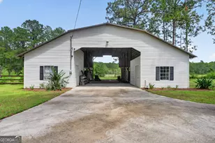 5486 Bowen Rd, Blackshear, GA 31516 - Photo 5