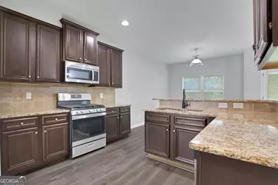 6740 Oak Hill Place, Fairburn, GA 30213 - Photo 15