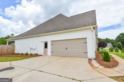 383 Walden Pond Way, Senoia, GA 30276 - Photo 9