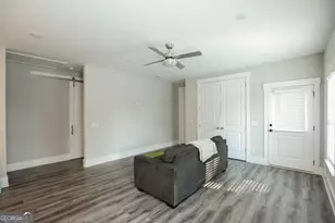 417 W 32nd St, Savannah, GA 31401 - Photo 7