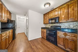 3940 Hubert Dr, Powder Springs, GA 30127 - Photo 11