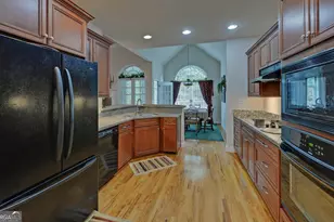 220 Azalea Dr, Hartwell, GA 30643 - Photo 7