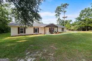 605 Honeysuckle Ln, Statesboro, GA 30458 - Photo 3