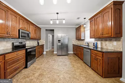 125 J Drive S, Macon, GA 31216 - Photo 9