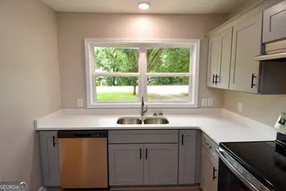403 Atlanta Street, Barnesville, GA 30204 - Photo 25