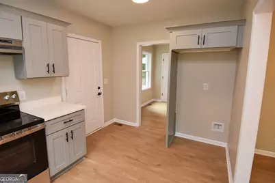 403 Atlanta Street, Barnesville, GA 30204 - Photo 7