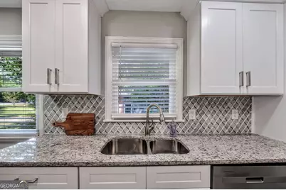 1131 Stoneybrook Road, Forest Park, GA 30297 - Photo 11