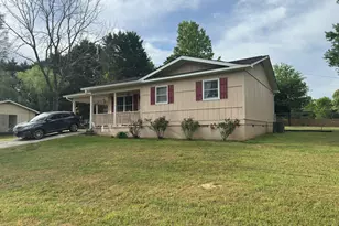 183 Garrison Rd, Cornelia, GA 30531 - Photo 1